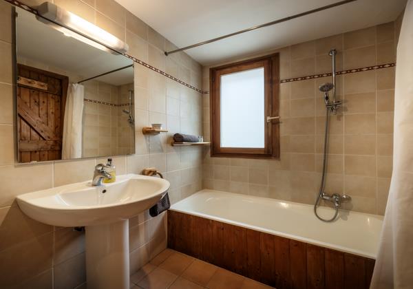 Morzine Ski Chalets Damian Mcarthur Photography 2